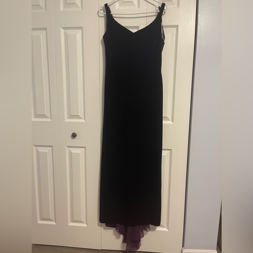 Plum formal gown with small train (Zum Zum 13/14)